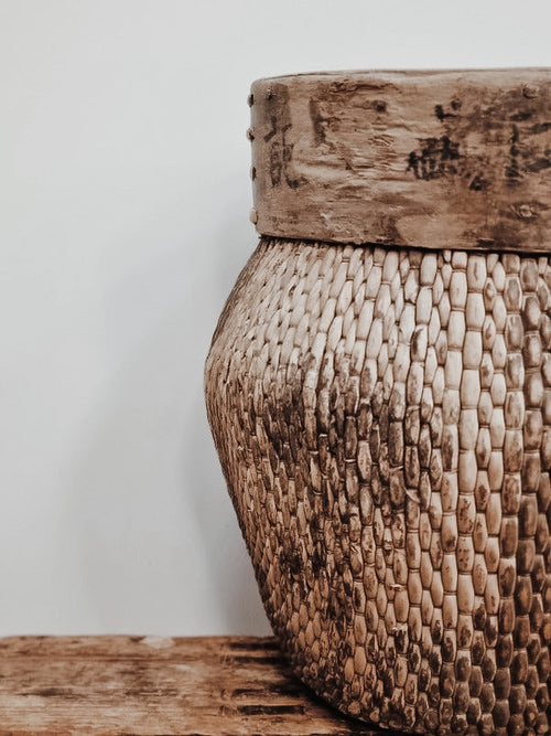 Chinese High Collar Bamboo Basket